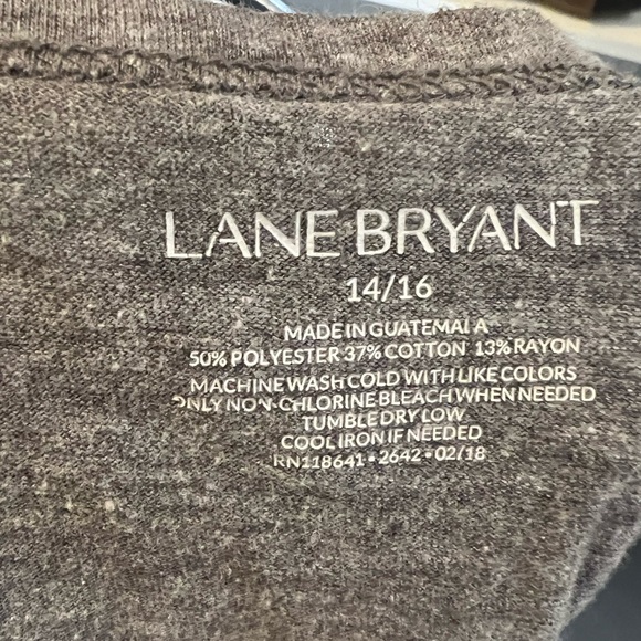 Lane Bryant size 14/16 short sleeve T - Picture 3 of 3